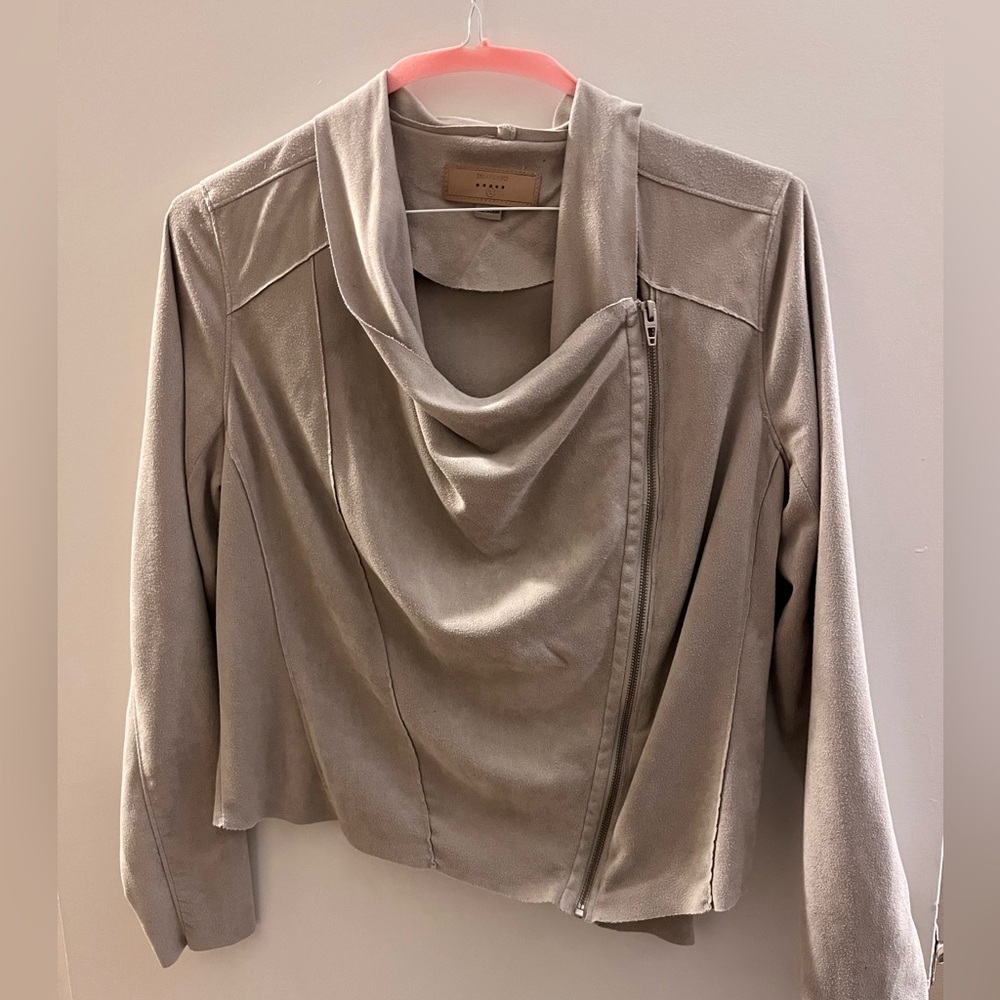 Blank NYC Taupe Women's Asymmetrical Zipper Fitted Top